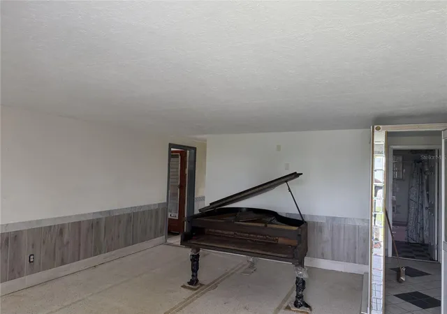 Photo 3 of Single family home for sale at 13233 Susan Dr, Hudson, FL 34667 | MLS# TB8555974 | Listing updated on 2026-10-08