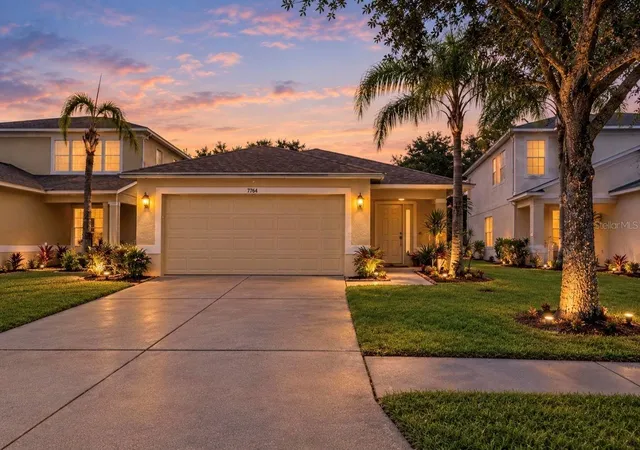 Photo 1 of Single family home for sale at 7746 Carriage Pointe Dr, Gibsonton, FL 33534 | MLS# TB8555976 | Listing updated on 2026-10-10