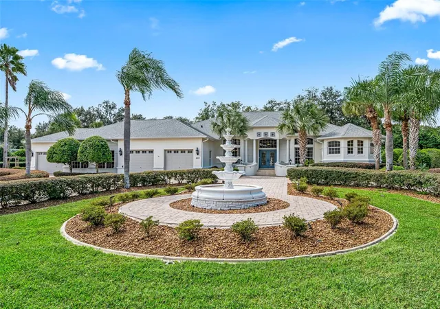 Photo 2 of Single family home for sale at 2917 Larranaga Dr, The Villages, FL 32162 | MLS# G5118785 | Listing updated on 2026-10-08