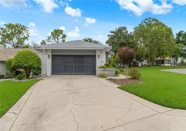 Photo 2 of Single family home for sale at 8 W Winged Ft Ct, Homosassa, FL 34446 | MLS# CC858416 | Listing updated on 2026-10-08
