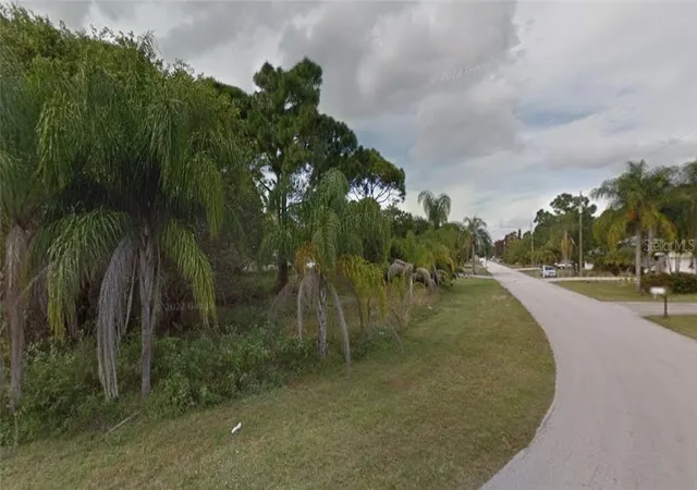 Photo 2 of Land for sale at 2282 SE Bowie St, Port Saint Lucie, FL 34952 | MLS# CC858434 | Listing updated on 2026-10-08