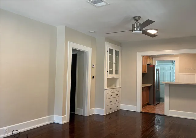 Photo 4 of Single family home for sale at 833 11th Avenue N, Saint Petersburg, FL 33701 | MLS# TB8555980 | Listing updated on 2026-10-09