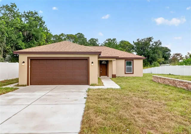 Single family home for sale at 1097 Carefree Cvs Dr, WINTER HAVEN, FL 33881 | MLS# S5159095
