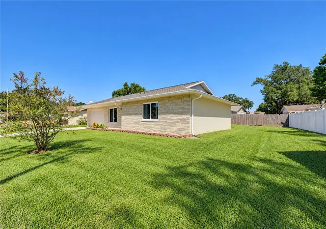 Photo 1 of Single family home for sale at 4901 Regan Ave, Seffner, FL 33584 | MLS# TB8555981 | Listing updated on 2026-10-27