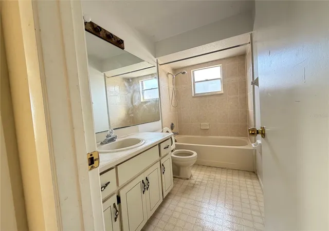 Photo 1 of Single family home for sale at 2750 Saffron Dr, Orlando, FL 32837 | MLS# O6448173 | Listing updated on 2026-10-08