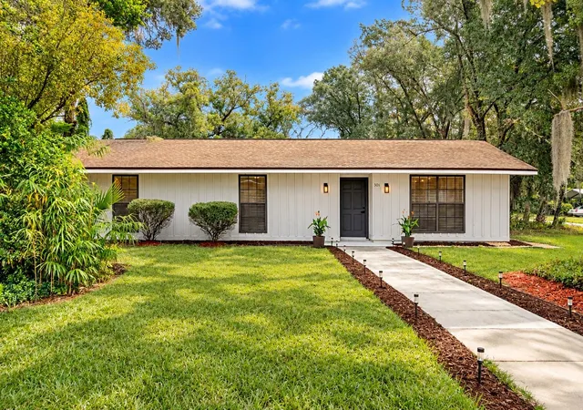Single family home for sale at 501 Camelia Ln, DELAND, FL 32724 | MLS# O6448174