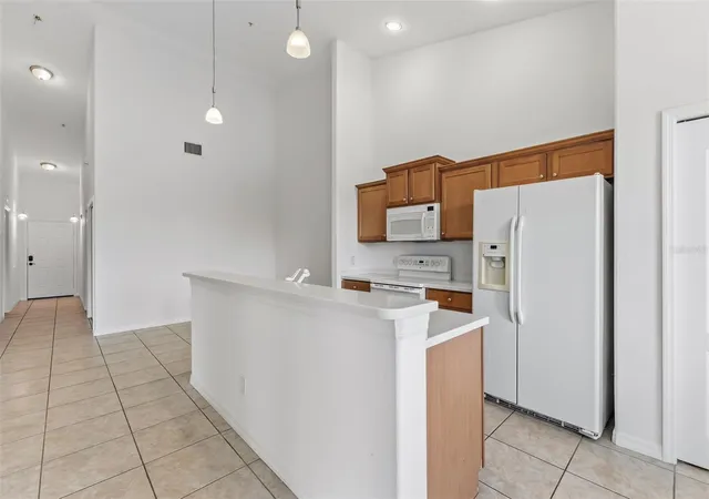 Photo 3 of Condo for sale at 1003 Fairwaycove Ln #207, Bradenton, FL 34212 | MLS# A4708870 | Listing updated on 2026-10-12