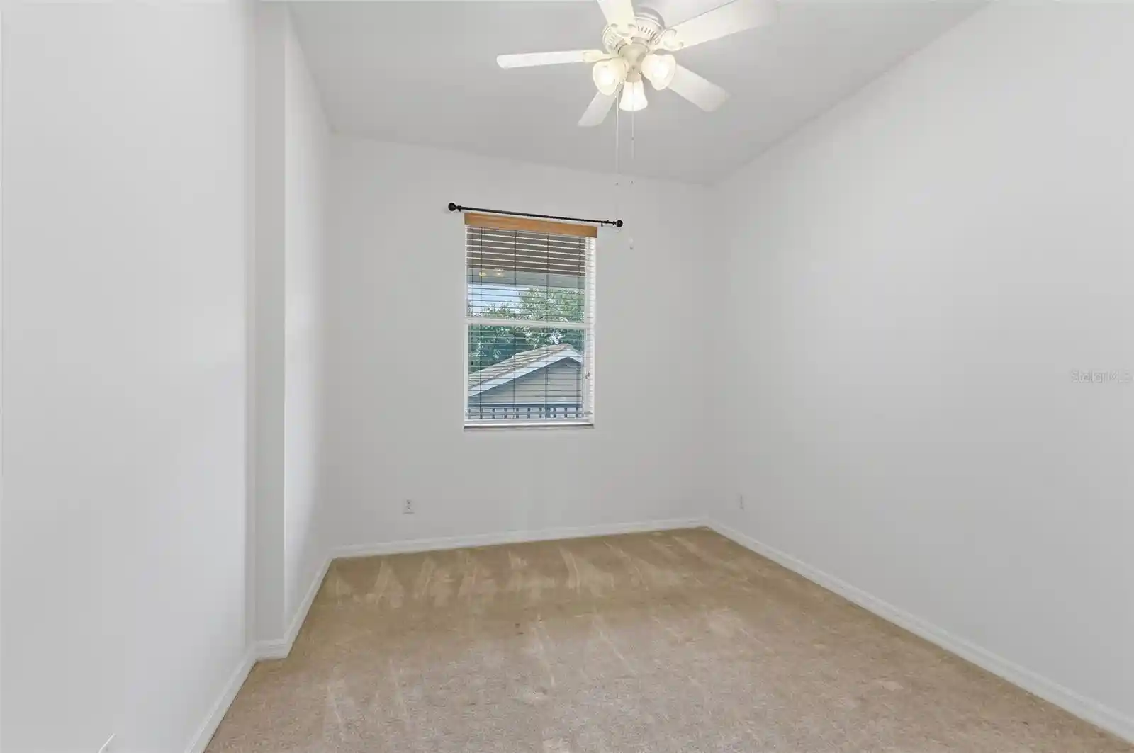 Listing Photo 45 - Condo for sale in 1003 Fairwaycove Ln located at 1003 Fairwaycove Ln, Bradenton, FL 34212 - Unit #207