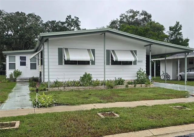Photo 3 of Manufactured home for sale at 16802 Harley St, Hudson, FL 34667 | MLS# W7890179 | Listing updated on 2026-10-10