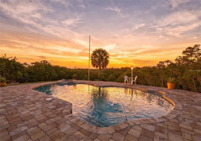 Photo 1 of Single family home for sale at 9606 62nd Avenue N, Saint Petersburg, FL 33708 | MLS# TB8556001 | Listing updated on 2026-10-08