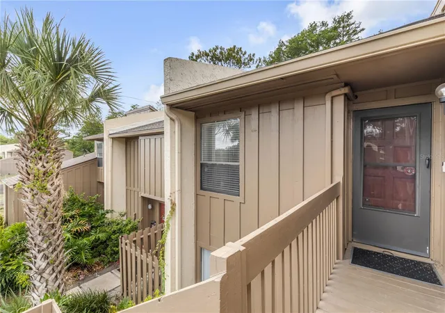 Photo 3 of Condo for sale at 5472 Pine Crk Dr #2006B, Orlando, FL 32811 | MLS# O6448184 | Listing updated on 2026-10-09