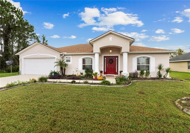 Photo 1 of Single family home for sale at 64 Lancelot Dr, Palm Coast, FL 32137 | MLS# FC321994 | Listing updated on 2026-10-20