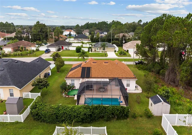 Photo 3 of Single family home for sale at 64 Lancelot Dr, Palm Coast, FL 32137 | MLS# FC321994 | Listing updated on 2026-10-20
