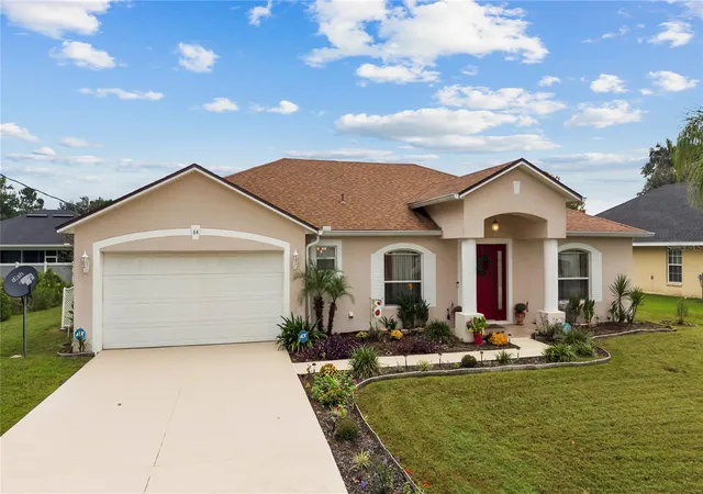 Photo 3 of Single family home for sale at 64 Lancelot Dr, Palm Coast, FL 32137 | MLS# FC321994 | Listing updated on 2026-10-20