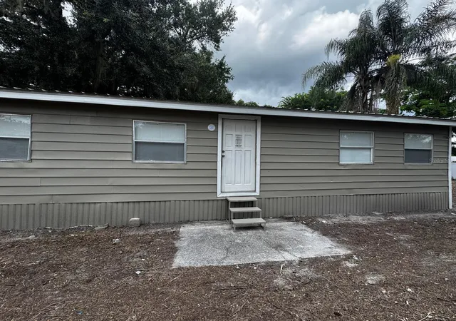 Photo 1 of Manufactured home for sale at 4817 Puritan Ln, Lakeland, FL 33810 | MLS# P4940100 | Listing updated on 2026-10-08