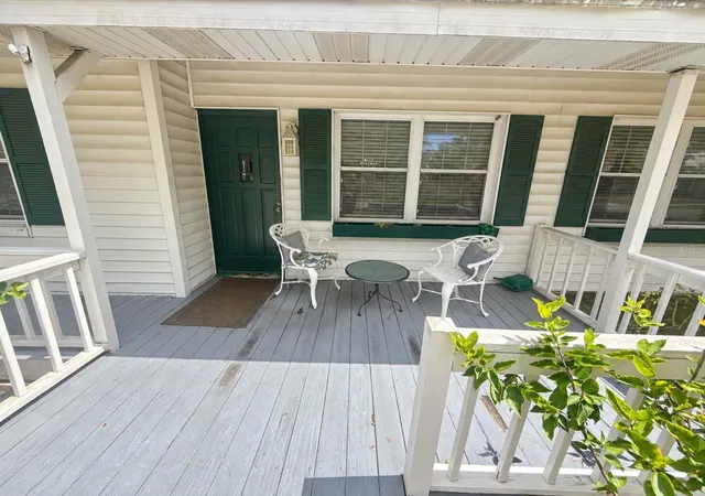 Photo 1 of Single family home for sale at 1323 S Shade Ave, Sarasota, FL 34239 | MLS# TB8556018 | Listing updated on 2026-10-08
