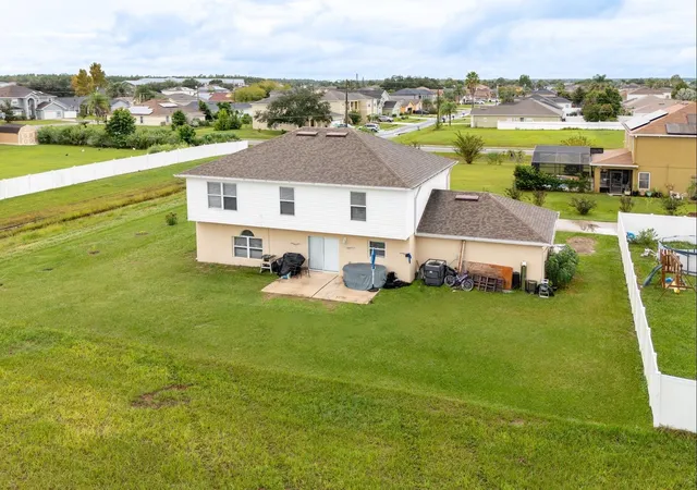 Photo 3 of Single family home for sale at 203 Aurelia Ct, Kissimmee, FL 34758 | MLS# S5159102 | Listing updated on 2026-10-10