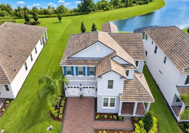 Photo 3 of Single family home for sale at 9849 Lost Crk Dr, Winter Garden, FL 34787 | MLS# O6448197 | Listing updated on 2026-10-17