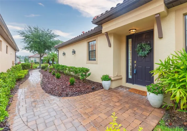Single family home for sale at 20108 Sorano Hl Pl, TAMPA, FL 33647 | MLS# TB8556026