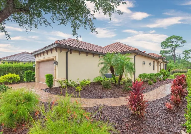 Photo 1 of Single family home for sale at 20108 Sorano Hl Pl, Tampa, FL 33647 | MLS# TB8556026 | Listing updated on 2026-10-08