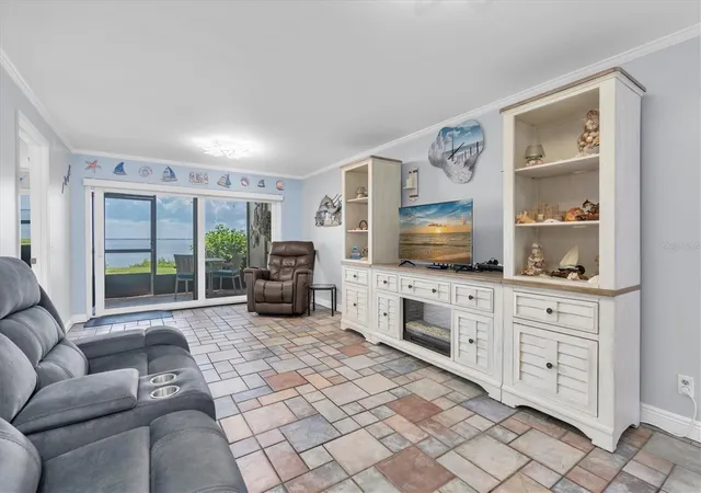 Photo 4 of Condo for sale at 6372 Palma Del Mar Blvd S #111, Saint Petersburg, FL 33715 | MLS# TB8556041 | Listing updated on 2026-10-08