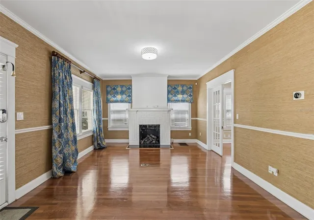 Photo 3 of Single family home for sale at 1505 S Howard Ave, Tampa, FL 33606 | MLS# TB8556043 | Listing updated on 2026-10-15