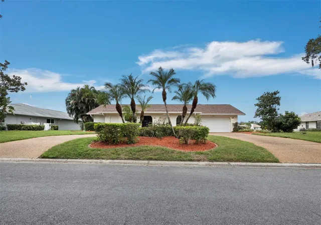 Single family home for sale at 6945 Country Lakes Cir, SARASOTA, FL 34243 | MLS# A4708876