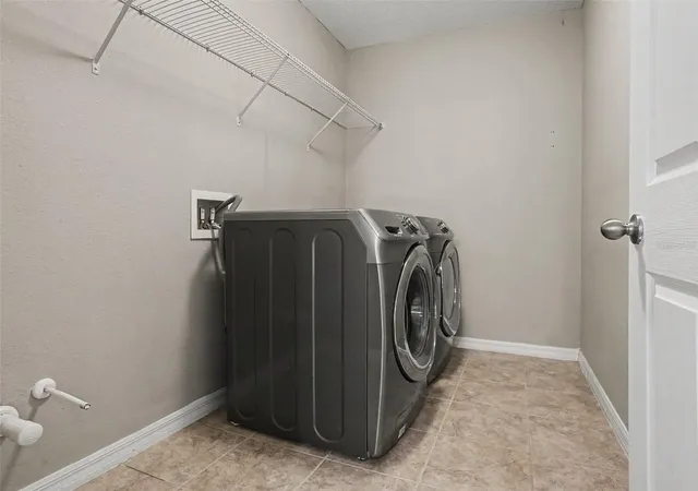 Photo 23 of Single family home for sale at 3208 Stonewyck St, ORLANDO, FL 32824 | MLS# O6448211 | Listing updated on 2026-10-08