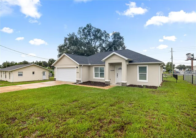 Photo 3 of Single family home for sale at 5376 Nw 1st Street, Ocala, FL 34482 | MLS# OM733668 | Listing updated on 2026-10-08