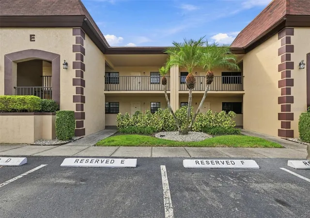 Photo 2 of Condo for sale at 12900 Vonn Rd #E204, Largo, FL 33774 | MLS# TB8556072 | Listing updated on 2026-10-08