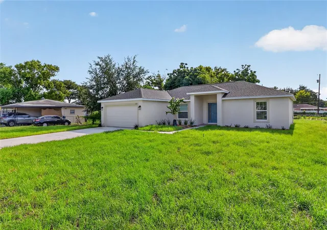 Photo 4 of Single family home for sale at 1519 Arthur Blvd, Lakeland, FL 33801 | MLS# TB8556073 | Listing updated on 2026-10-12