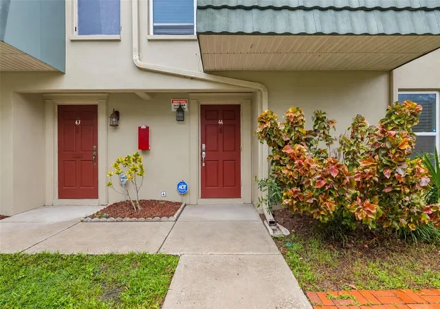 Photo 4 of Townhouse for sale at 1799 N Highland Ave #44, Clearwater, FL 33755 | MLS# TB8556078 | Listing updated on 2026-10-08