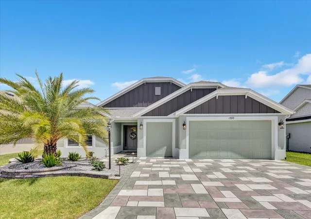 Photo 2 of Single family home for sale at 1393 Kenneth St, The Villages, FL 34762 | MLS# G5118799 | Listing updated on 2026-10-09