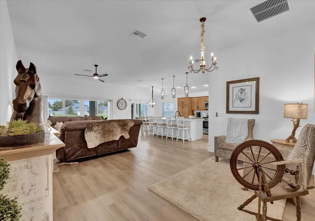 Photo 4 of Single family home for sale at 1393 Kenneth St, The Villages, FL 34762 | MLS# G5118799 | Listing updated on 2026-10-09