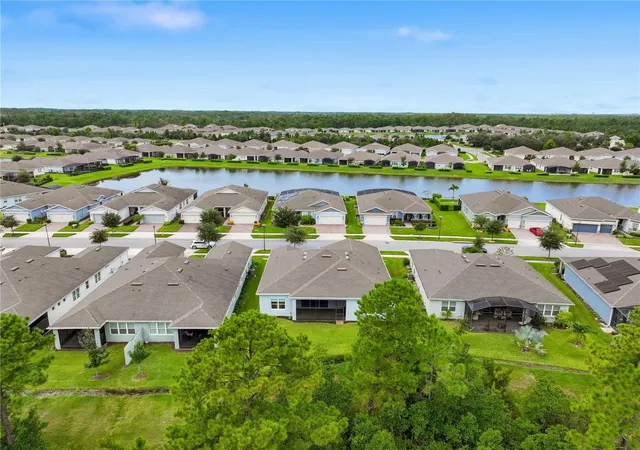 Photo 3 of Single family home for sale at 2769 Cherry Blossom Loop, Saint Cloud, FL 34771 | MLS# O6448234 | Listing updated on 2026-10-09