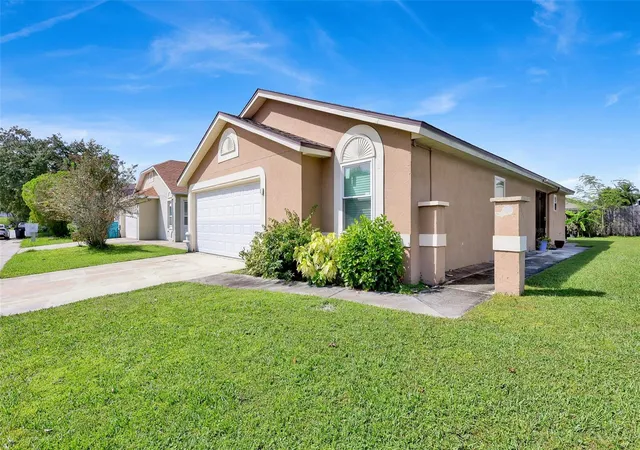 Photo 1 of Single family home for sale at 5415 Timberchase Ct, Orlando, FL 32811 | MLS# S5159109 | Listing updated on 2026-10-08