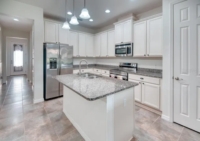 Photo 3 of House for sale at 3432 Fallbrook Dr, Kissimmee, FL 34759 | MLS# S5159110 | Listing updated on 2026-10-10