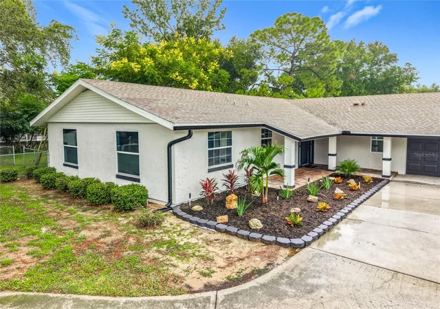 Photo 1 of Single family home for sale at 1904 9th Street S, Haines City, FL 33844 | MLS# S5159112 | Listing updated on 2026-10-08