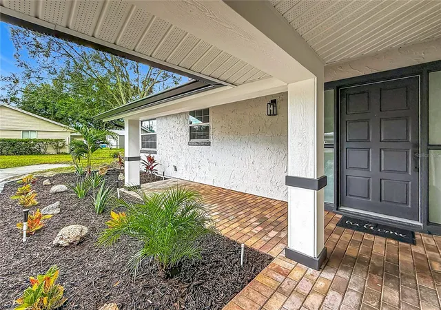 Photo 3 of Single family home for sale at 1904 9th Street S, Haines City, FL 33844 | MLS# S5159112 | Listing updated on 2026-10-08