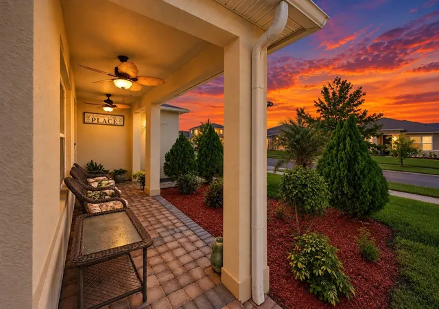 Photo 3 of Single family home for sale at 1894 Cassidy Knoll Dr, Kindred, FL 34744 | MLS# S5159114 | Listing updated on 2026-10-08