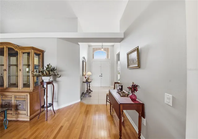 Photo 4 of Single family home for sale at 1848 Everhart Dr, Orlando, FL 32806 | MLS# O6448256 | Listing updated on 2026-10-12