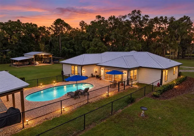 Single family home for sale at 7930 SE 86th Avenue, NEWBERRY, FL 32669 | MLS# GC544036