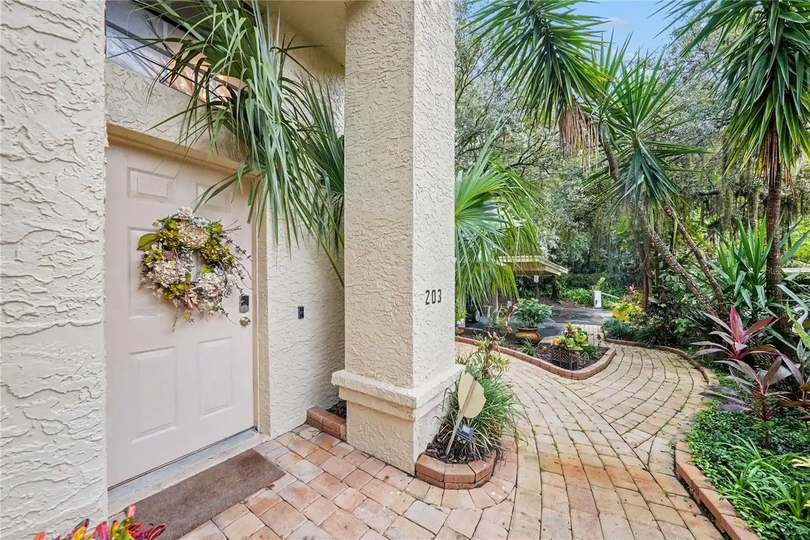 Listing Photo 18 - Condo for sale in 203 Los Prados Dr located at 203 Los Prados Dr, SAFETY HARBOR, FL 34695 - Unit #1322