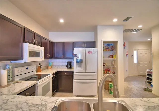 Photo 4 of Single family home for sale at 207 Sandestin Dr, Haines City, FL 33844 | MLS# G5118802 | Listing updated on 2026-10-08
