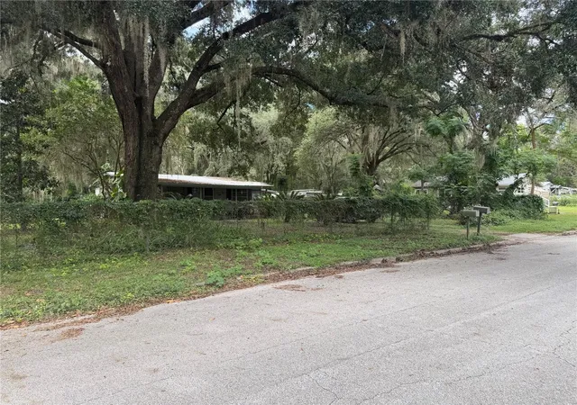 Single family home for sale at 1826 SE 47th Terrace, GAINESVILLE, FL 32641 | MLS# V4951703