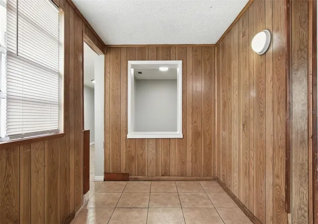 Photo 3 of Single family home for sale at 3350 Rogers Dr, Orlando, FL 32805 | MLS# O6448268 | Listing updated on 2026-10-21