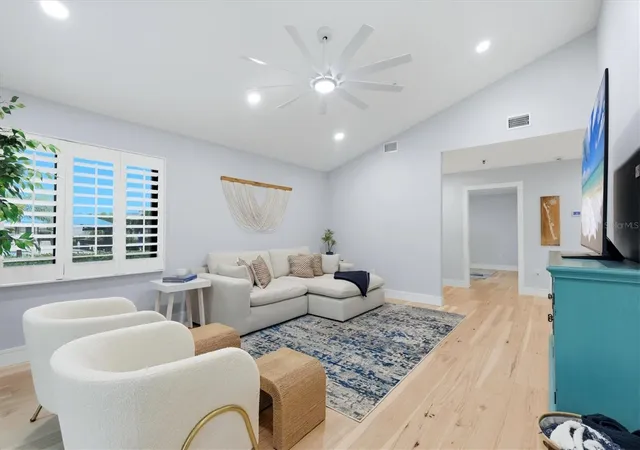 Photo 2 of Condo for sale at 2141 Harbourside Dr #1203, Longboat Key, FL 34228 | MLS# A4708890 | Listing updated on 2026-10-10