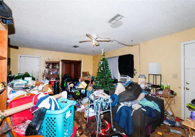 Photo 4 of Single family home for sale at 11323 Blythville Rd, Spring Hill, FL 34608 | MLS# V4951704 | Listing updated on 2026-10-08