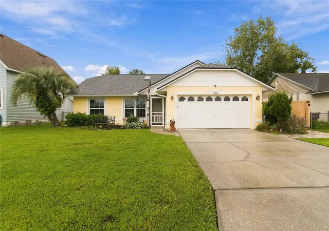 Single family home for sale at 405 Columbia Ave, Saint Cloud, FL 34769 | MLS# S5159117