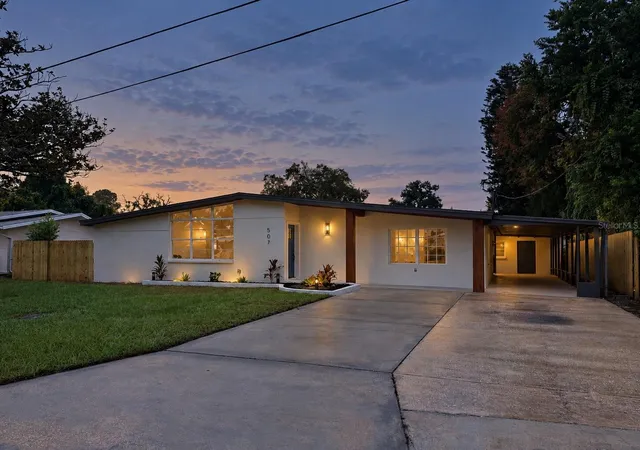 Single family home for sale at 507 Sutton Pl, BRANDON, FL 33510 | MLS# TB8556122